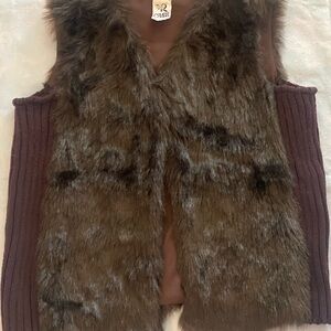 Faux Fur Vest by roupa nova  collections- Brown
